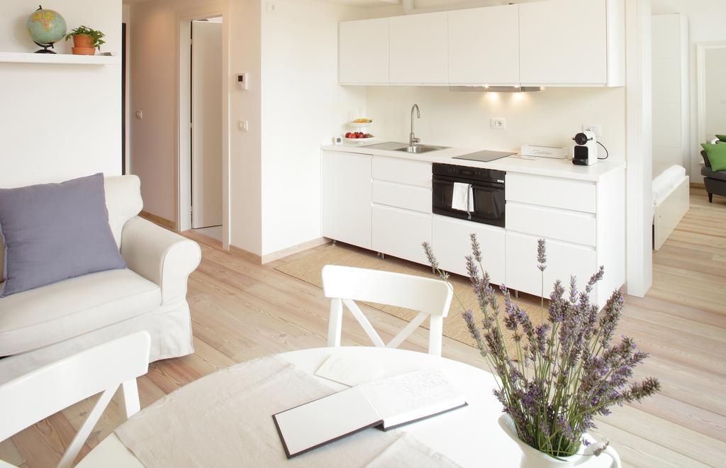 The Riverside Suite Mira Luaran gambar